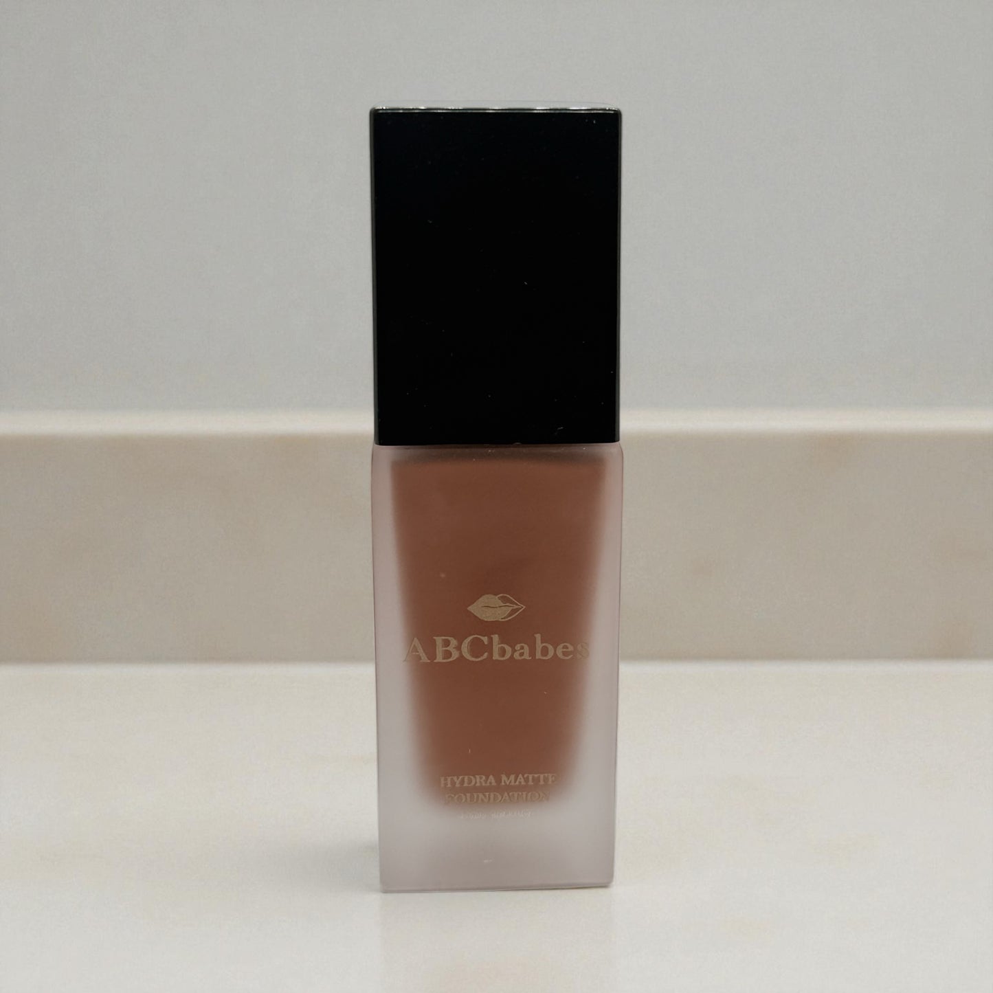 ABCbabes deep tan shade 38 with warm undertones