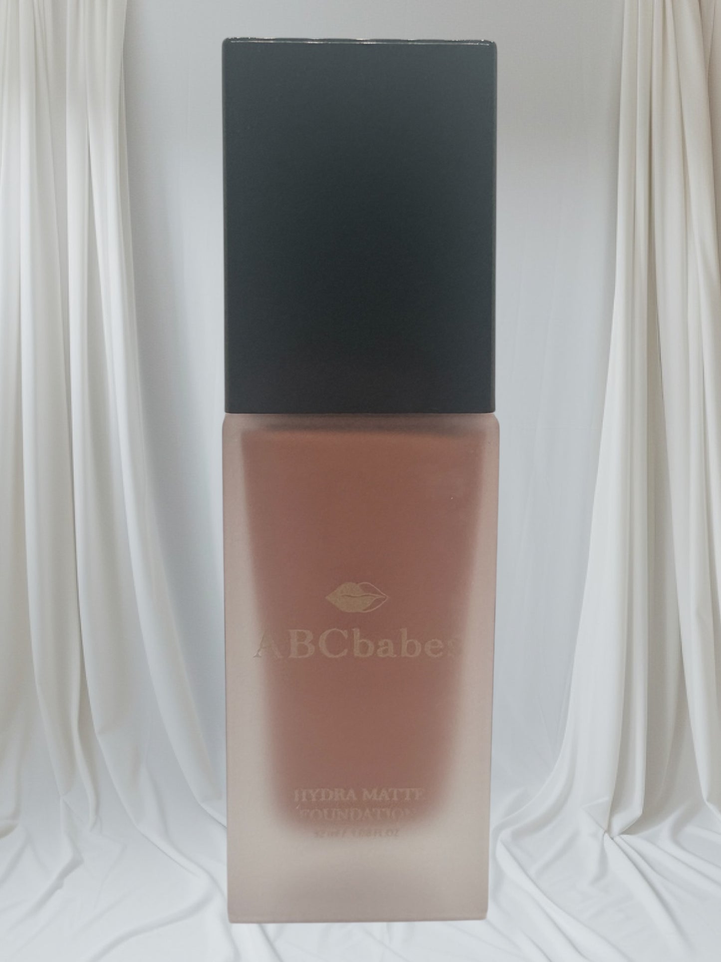 ABCbabes deep shade#36 with cool undertones 