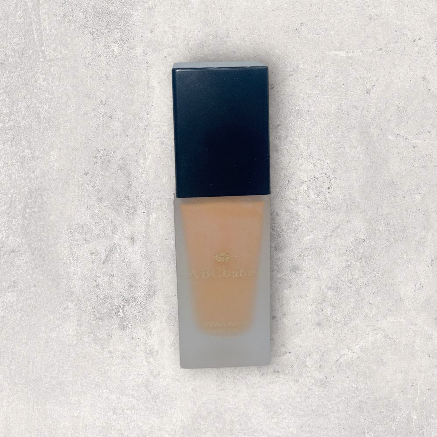 ABCbabes light to medium shade #12 warm undertones