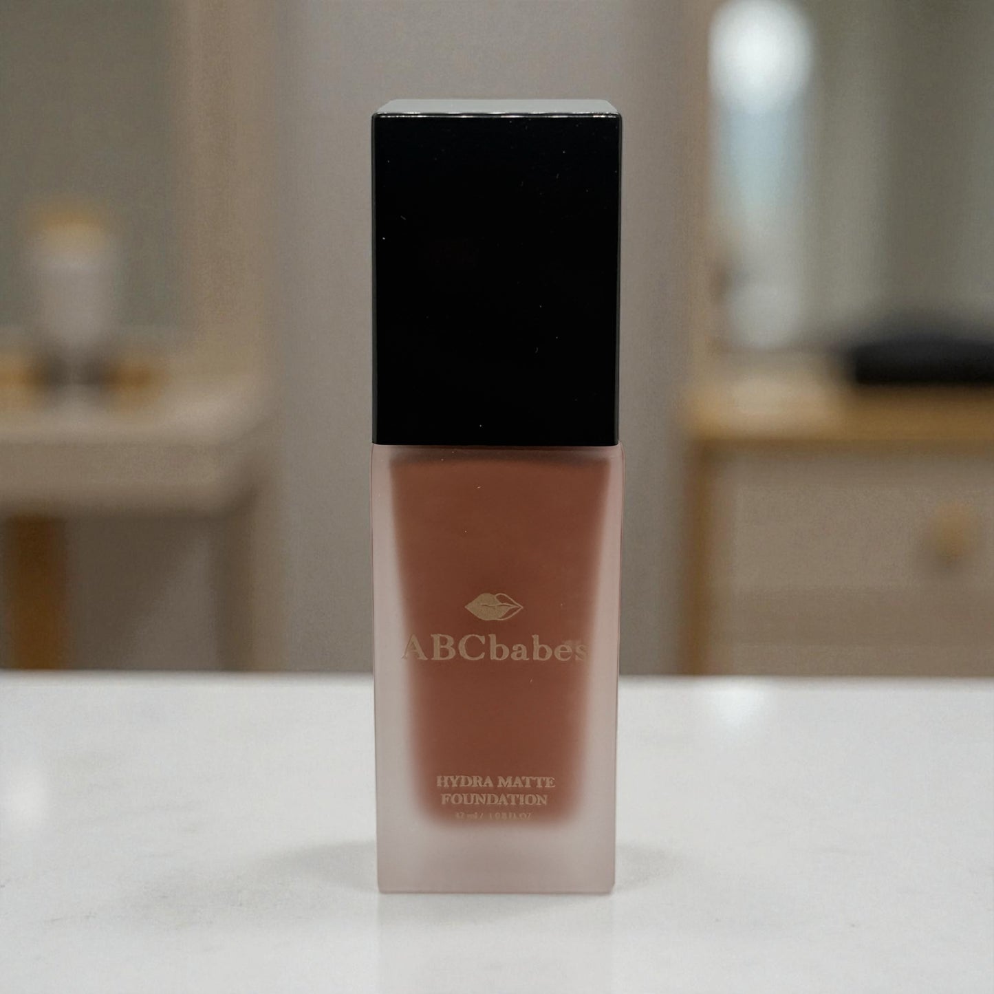 ABCbabes deep tan shade 43 with warm undertones, hydra matte finish liquid foundation.