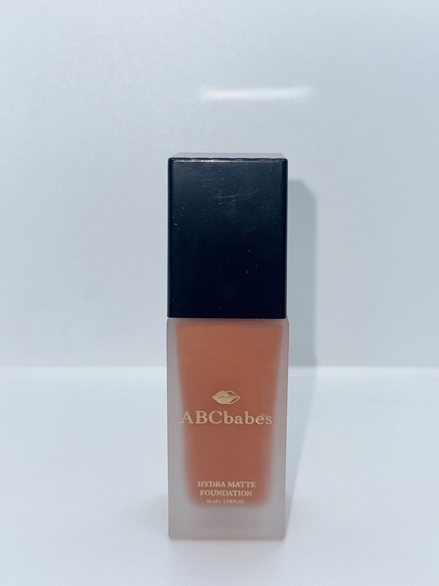 ABCbabes deep tan shade 43 with warm undertones, hydra matte finish liquid foundation.